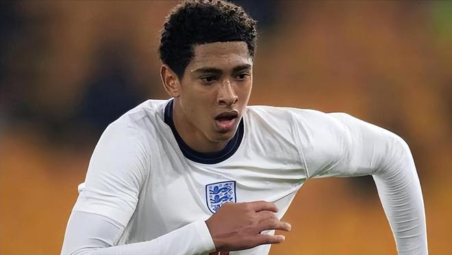 浮嶋敏：我们靠防守取得了成绩，建队方针是基于进入世少赛（浮嶋敏：以防守立足收获佳绩，建队方针围绕冲击世少赛）