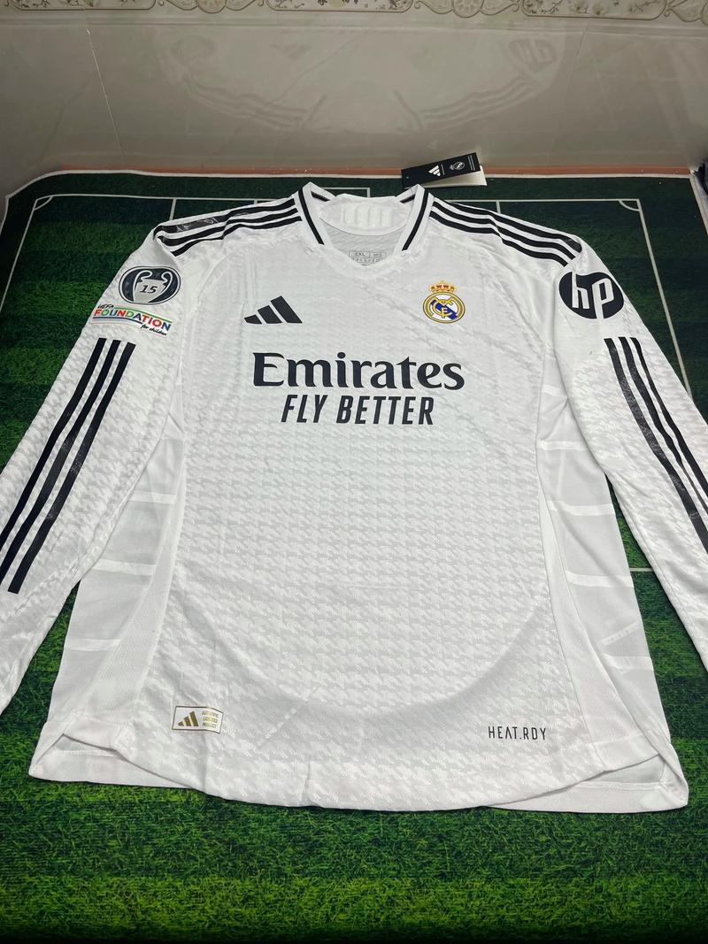 卡尔德隆：不希望皇马上市，因为那样皇马就不再由会员掌控了（卡尔德隆：反对皇马上市，担心会员失去控制权）