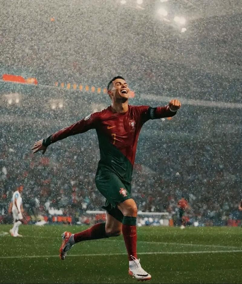 记者：彭啸应该是韧带损伤，联赛最后一轮可能是赶不上了（记者称彭啸疑似韧带受伤，或无缘联赛收官战）