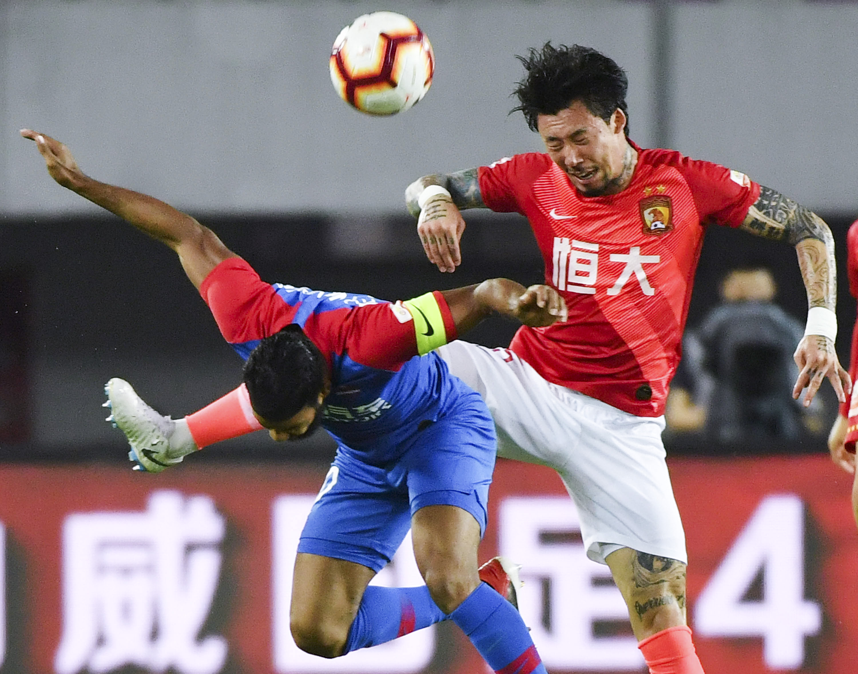 美媒：曼联等英超豪门在关注罗克，其转会估价约为5000万欧元（美媒称曼联等英超豪强盯上罗克，转会费估值约5000万欧元）