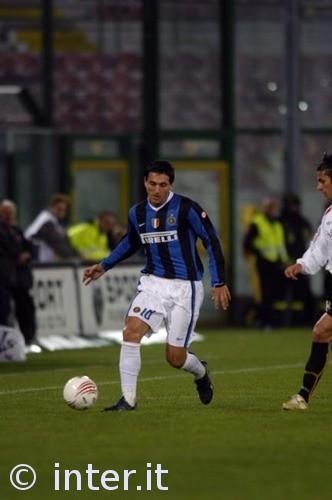 半场：多特1-0霍芬海姆，扬-科托助攻布兰特破门（半场战报：多特暂1-0领先霍芬海姆，扬-科托助攻布兰特建功）